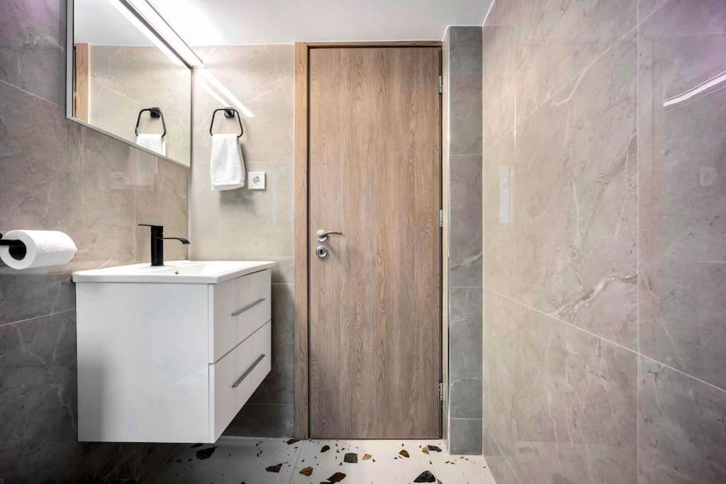 Artemis Modern Apartment Atény Exteriér fotografie